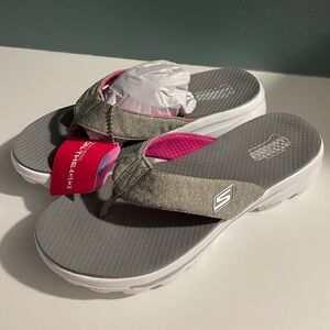 Skechers gray flip-flops - size 8 - NEW IN BOX